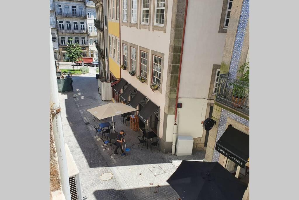 Charming Clerigos * Porto